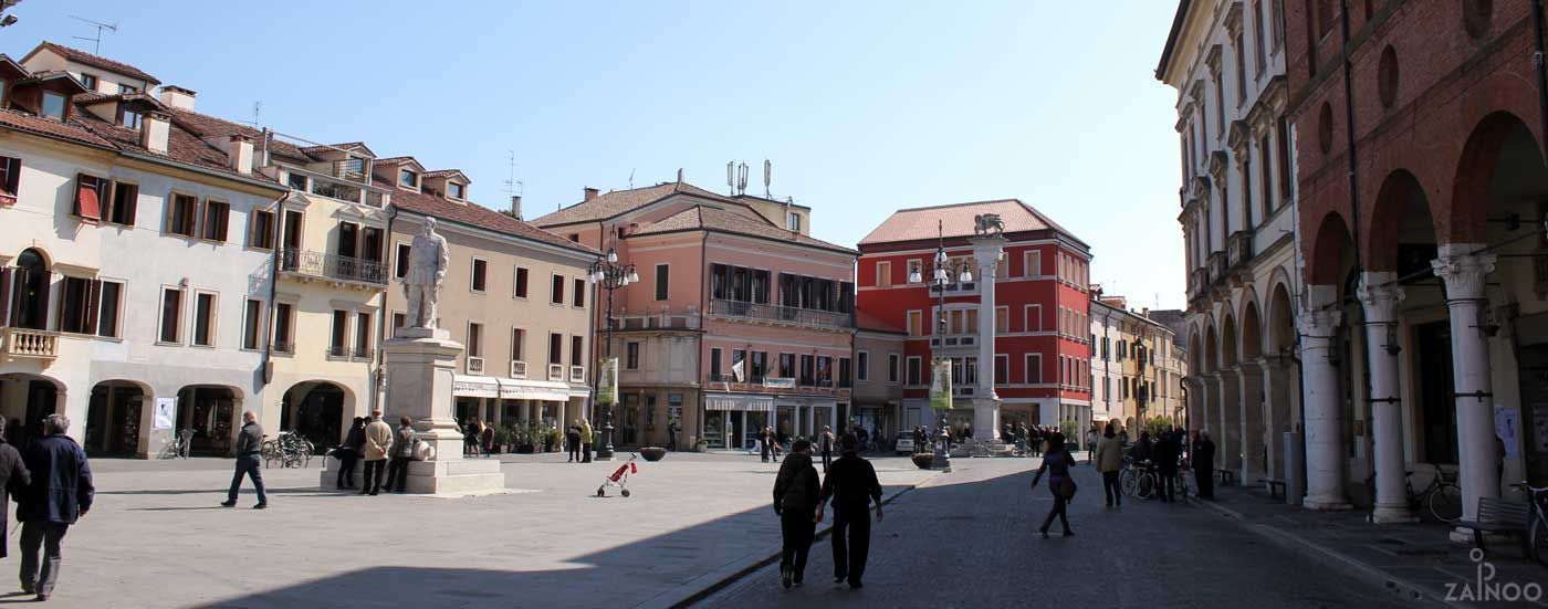 Piazza Vittoro Emanuele II. a Rovigo