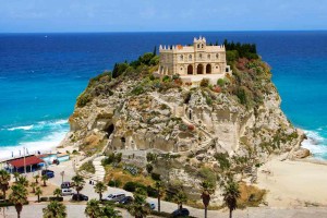 Santa Maria dell´Isola in Tropea, Calabria