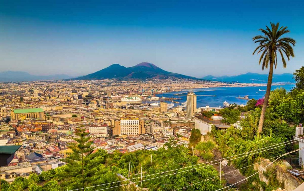 Il centro storico di Napoli Zainoo