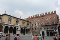 Piazza dei Signori a Verona